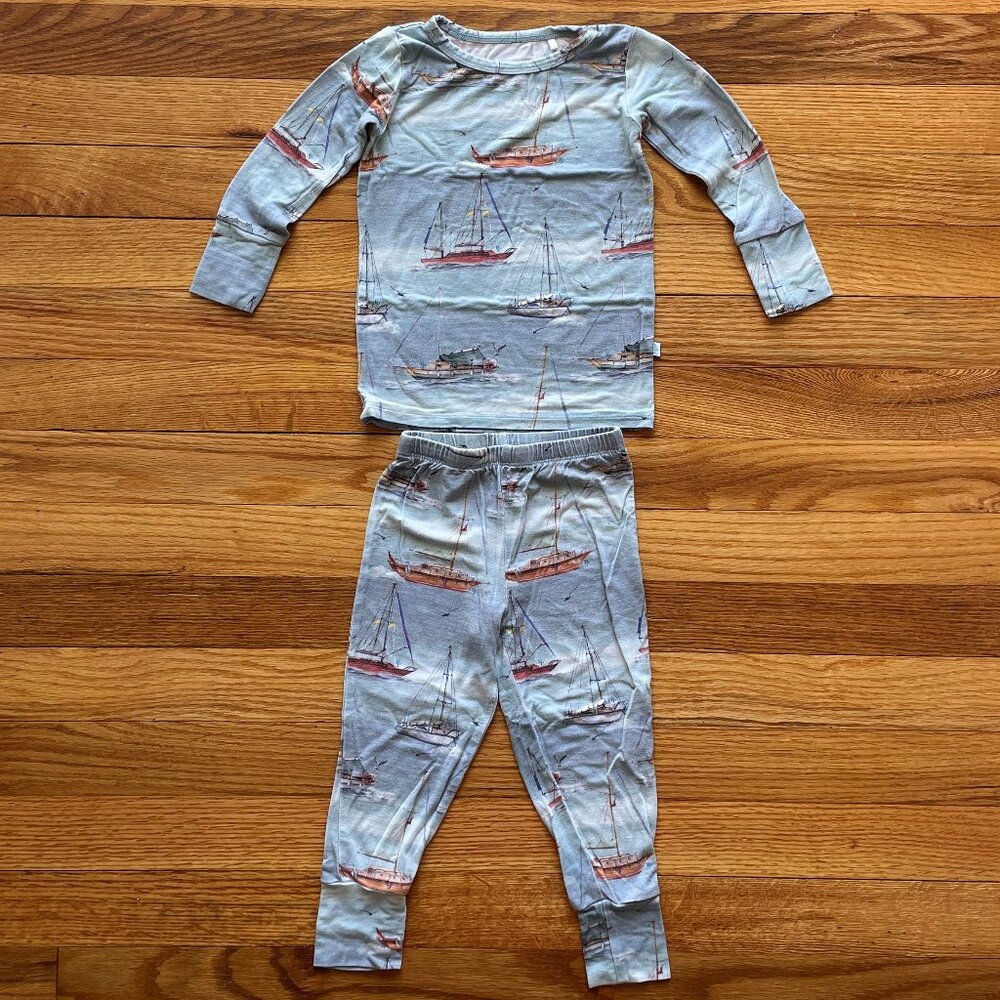 Posh Peanut Skip Blue Sailboat Classic Pajama Set Size 18-24 Month